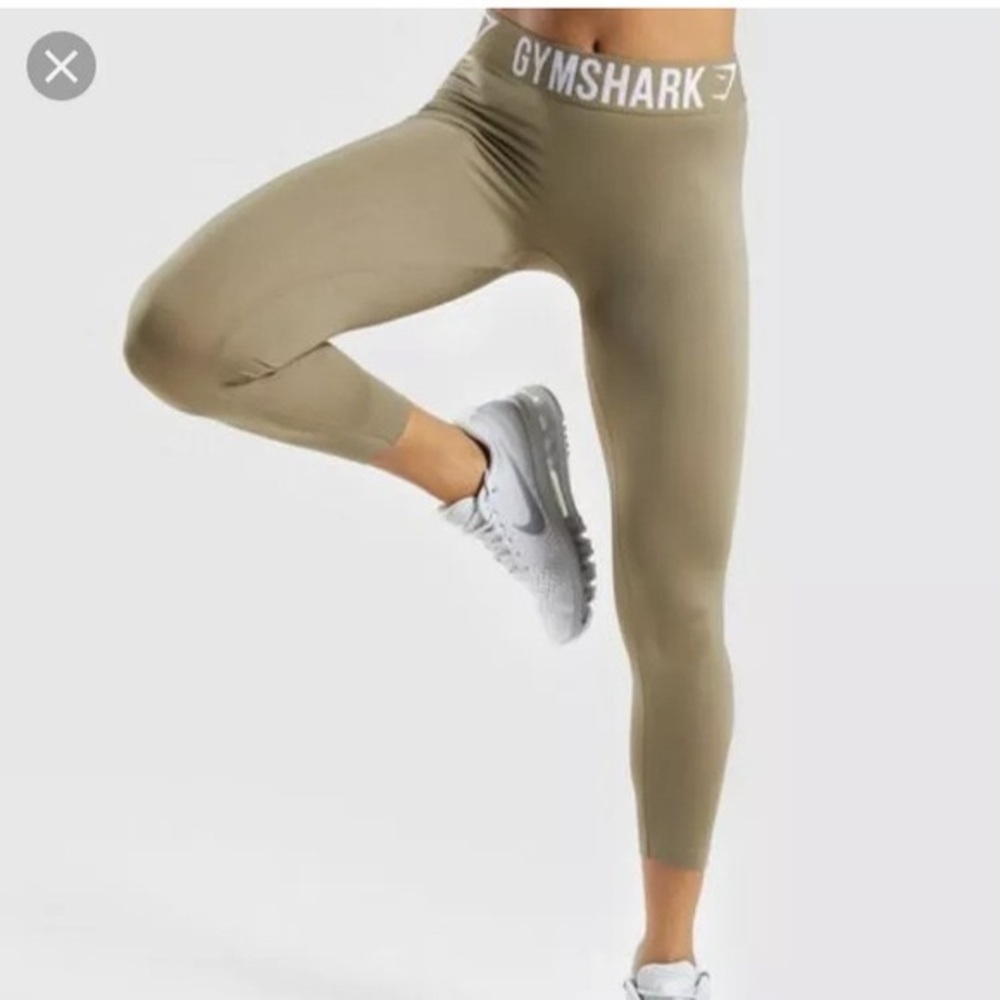 Gymshark Fit Cropped Leggings - Washed Khaki/White
